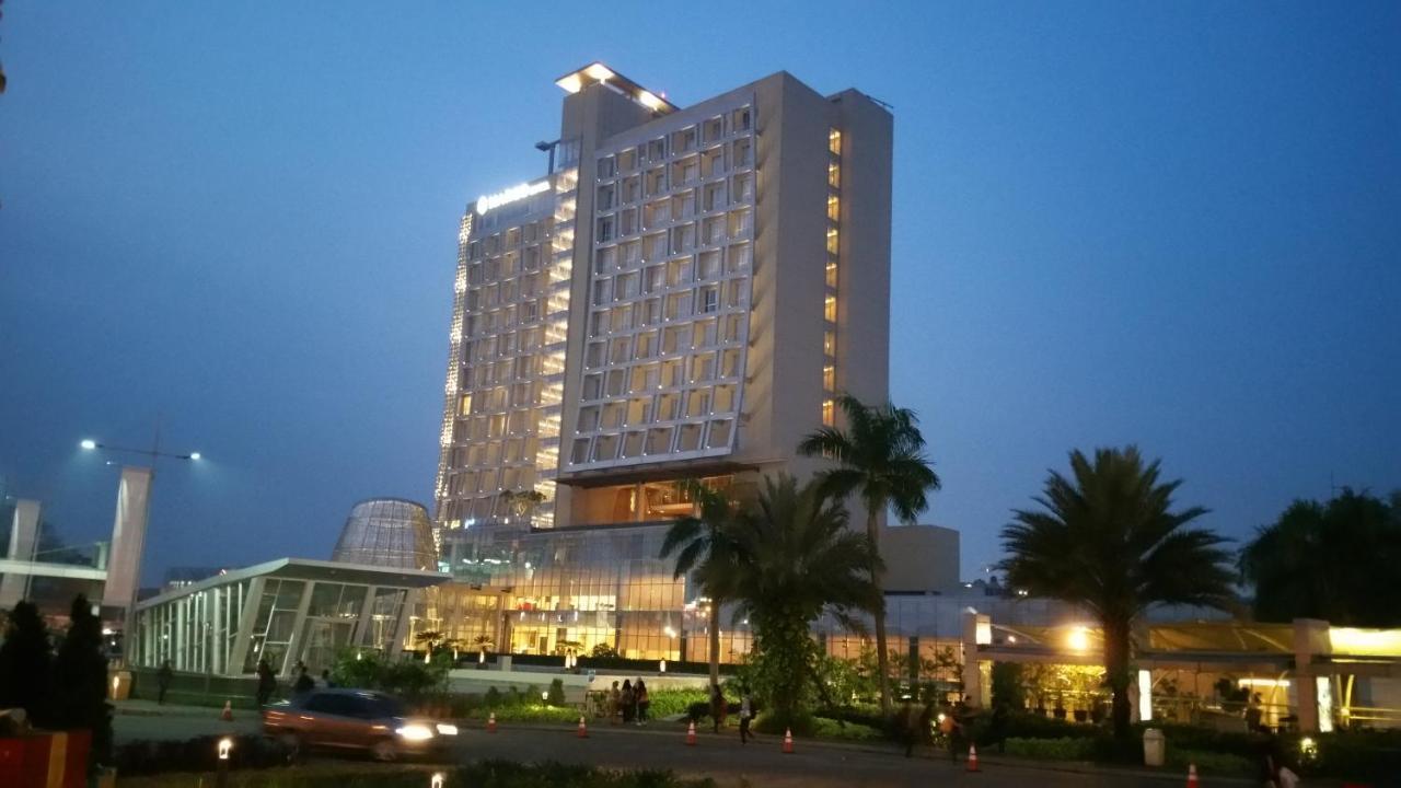 The Margo Hotel Depok Exterior foto