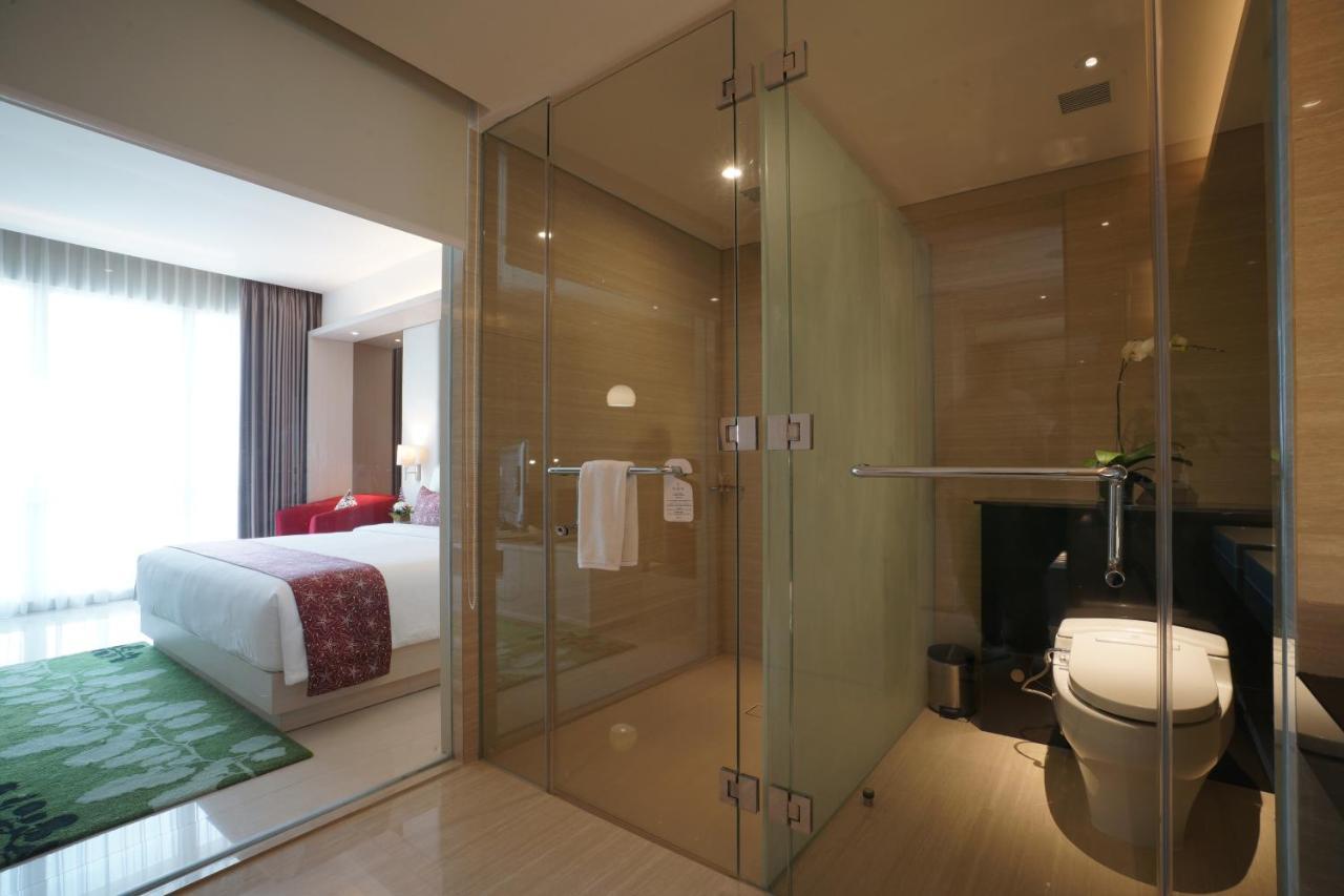 The Margo Hotel Depok Exterior foto
