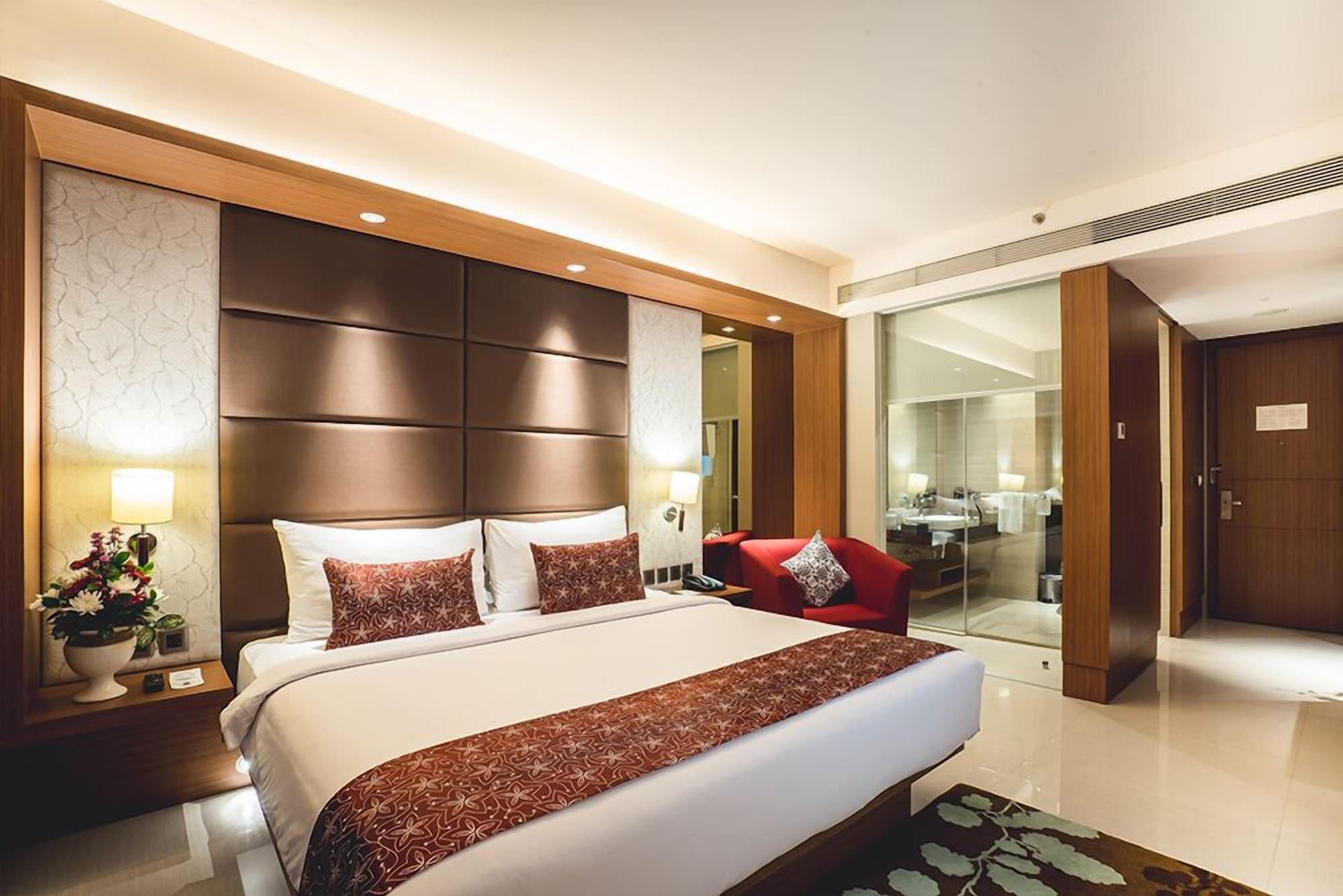The Margo Hotel Depok Exterior foto