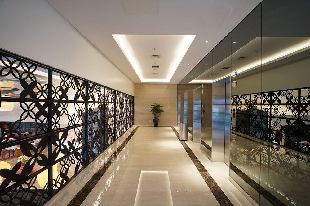 The Margo Hotel Depok Exterior foto